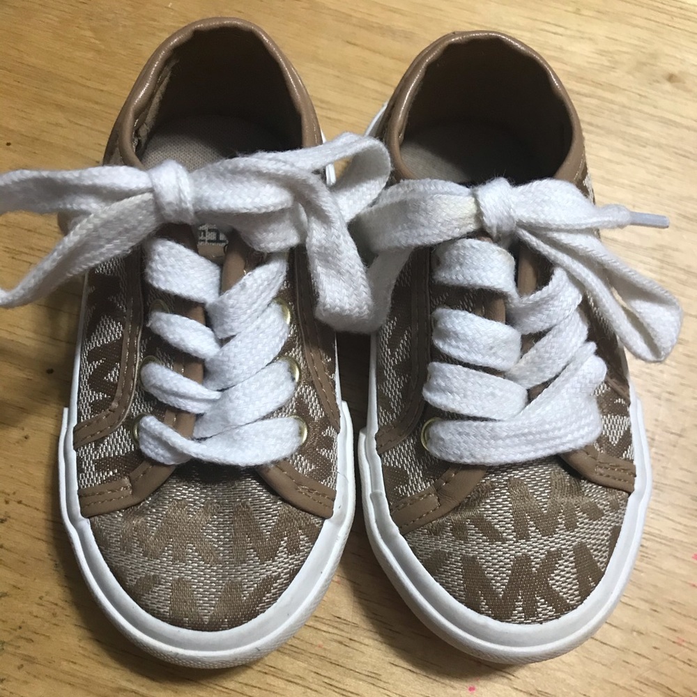 Michael Kors baby girls size 5 tan tennis shoes